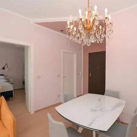 La Dotta - Via Jacopo Barozzi 2 Apartment *