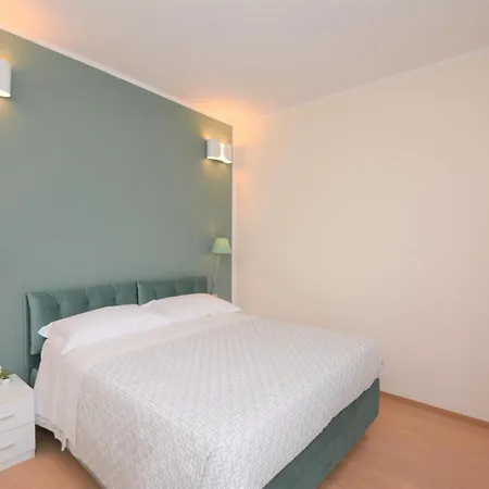 Apartment La Dotta - Via Jacopo Barozzi 2